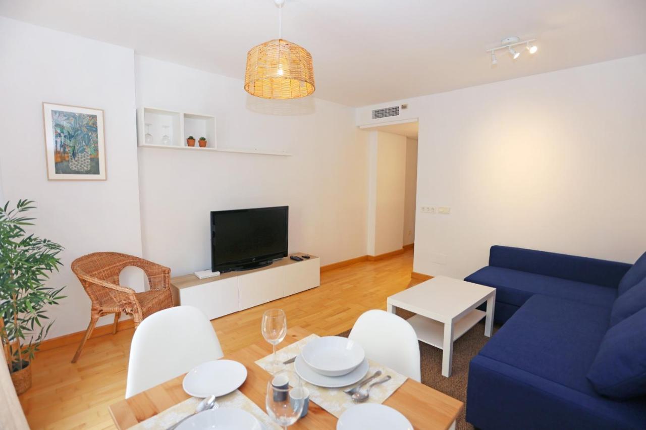 Casa Fenicia - Cosy Apartment With Free Private Parking Málaga Eksteriør bilde